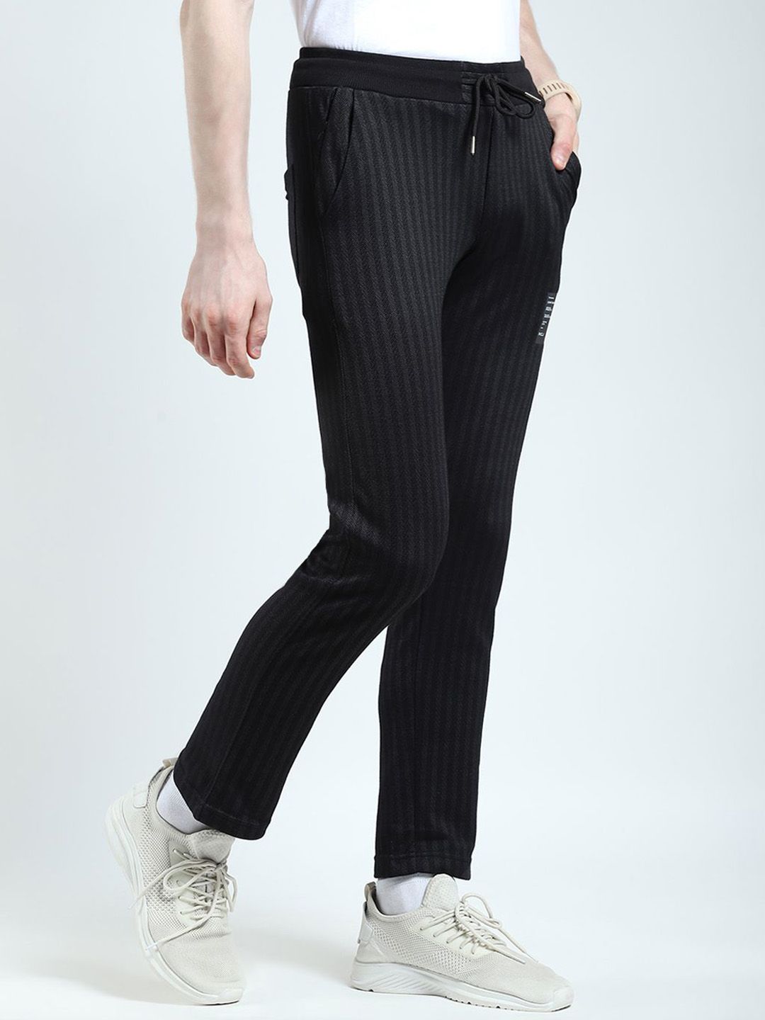 Monte Carlo Men Reka Bentuk Self Rowor Lower Pant