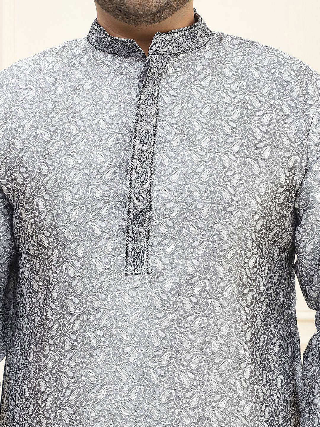 SOJANYA PLUS Plus Size Thread Work Kurta with Pyjamas