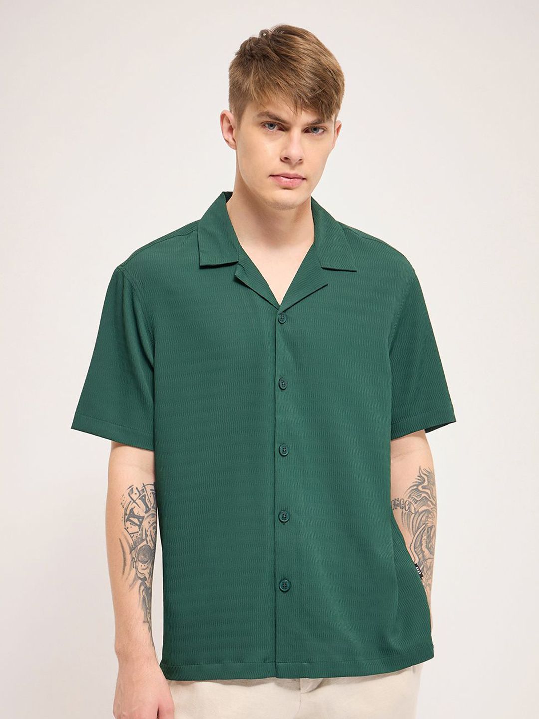 THE BEAR HOUSE Men Cuban Collar Abstract Printed Casual Shirt