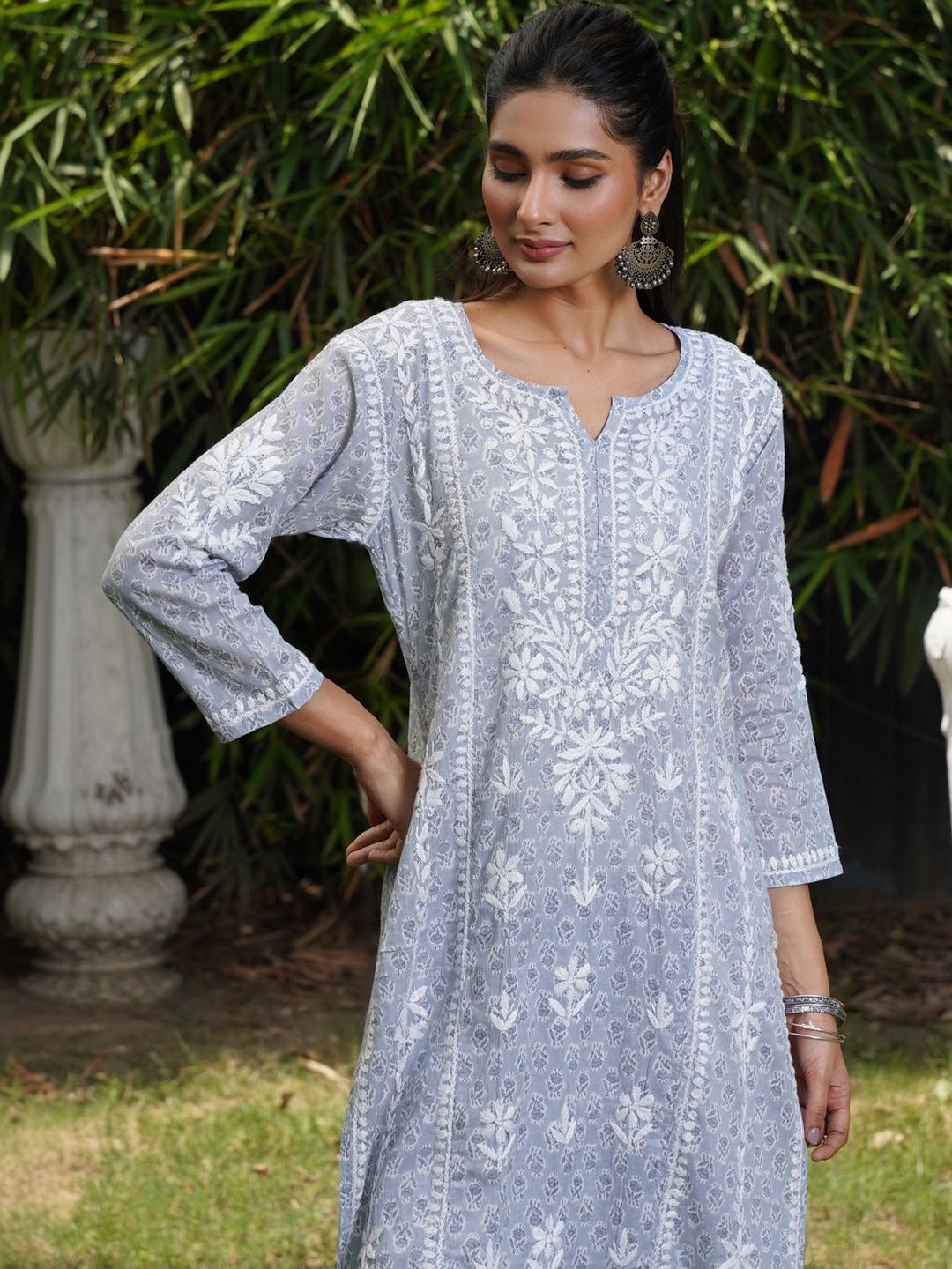 Rumah Wanita Chikankari Motif Etnik Bersulam Chikankari Cetakan Indie Kurta