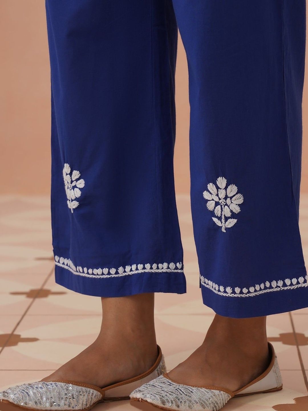 House of Chikankari Women Kurta Biasa Biru dengan Set Seluar