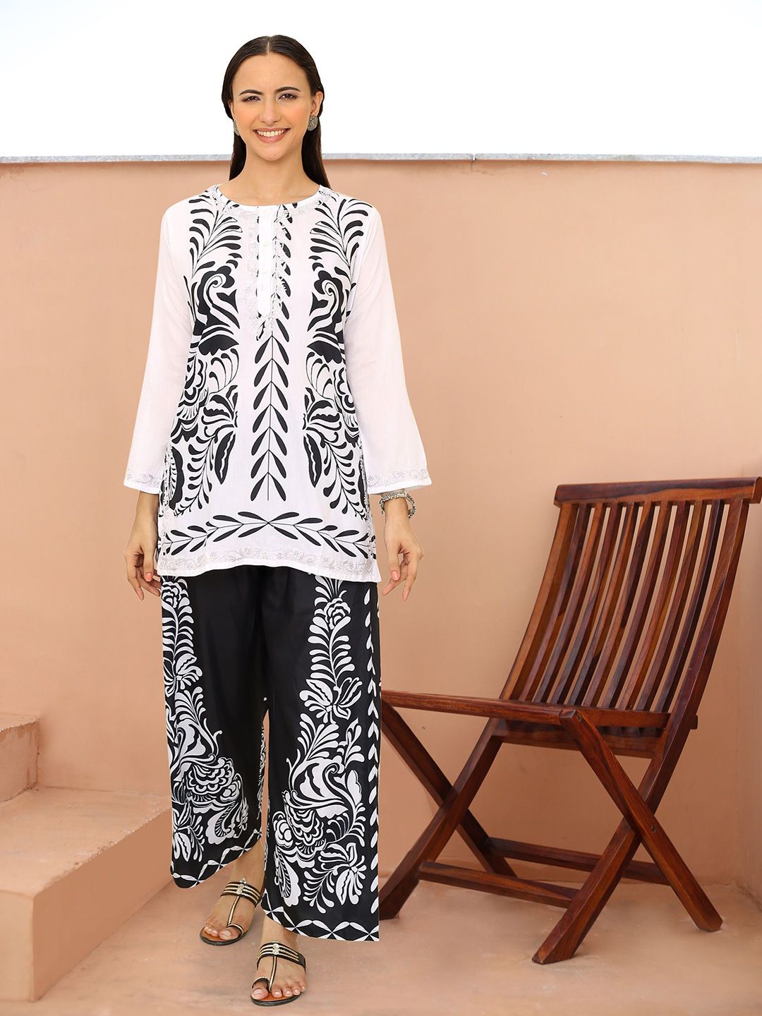 HOUSE OF KARI Printed Tunic With Trousers
