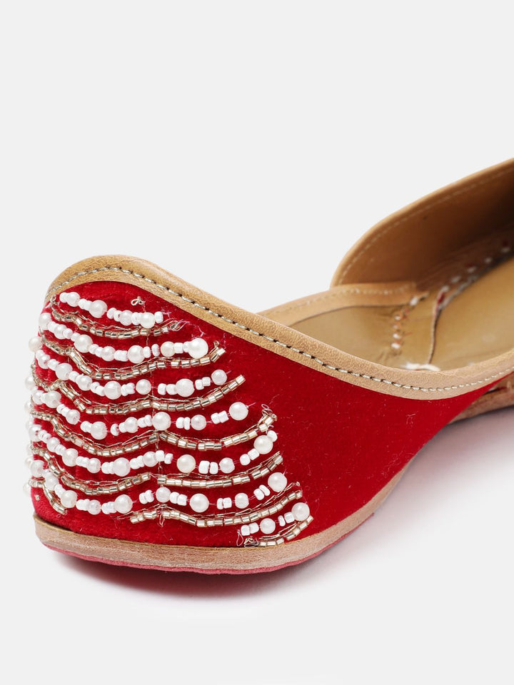 House of Pataudi Women Ethnic Embellished Mojaris