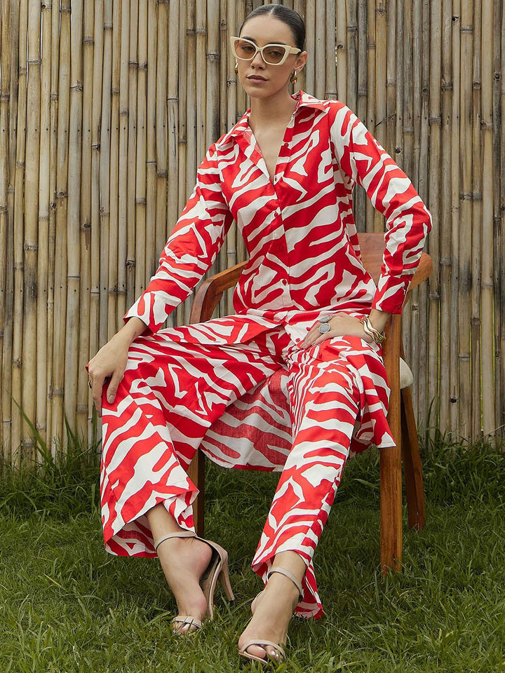 Pink Paprika by SASSAFRAS Floral Printed Pure Cotton Shirt With Palazzo