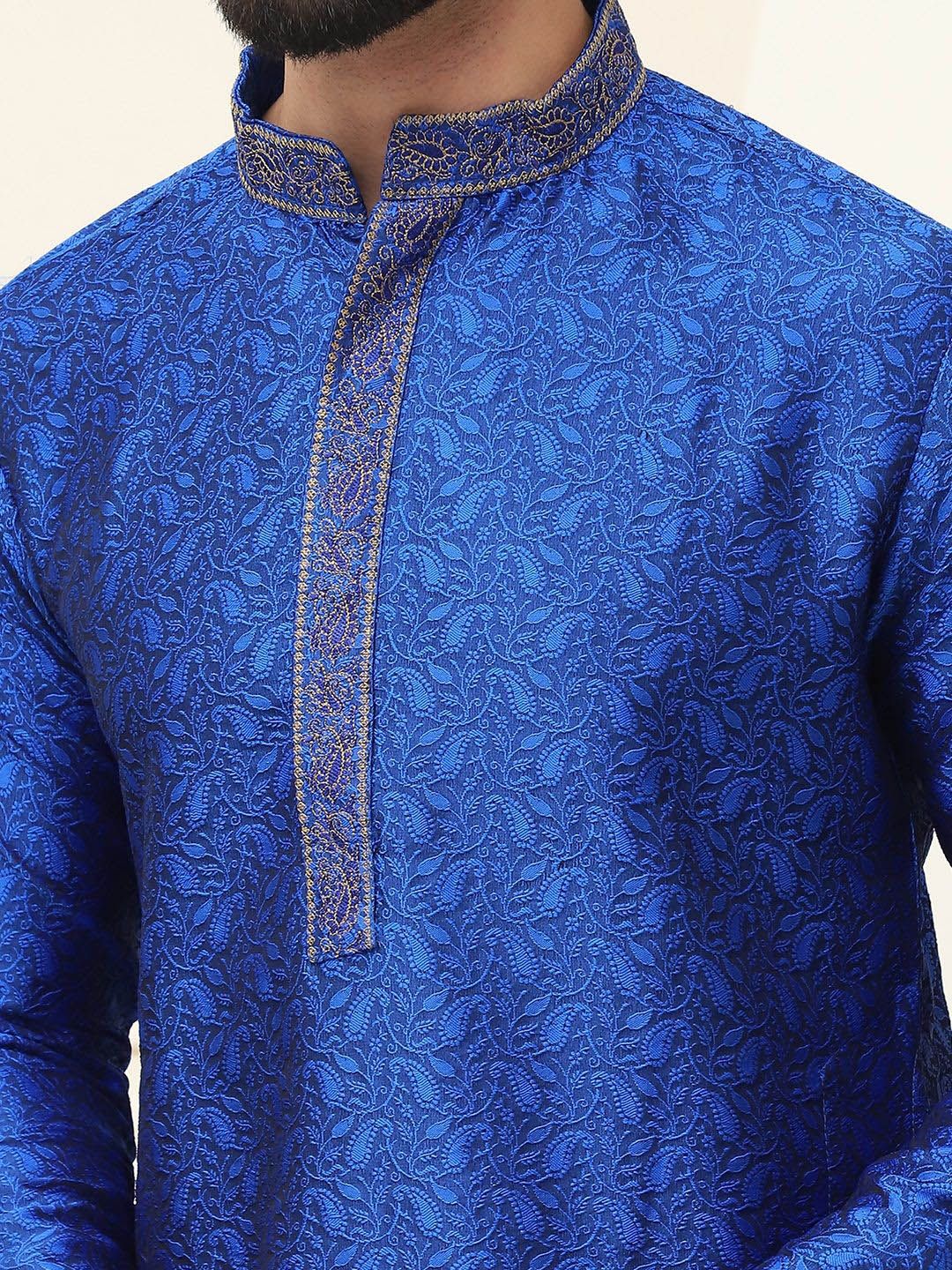 SOJANYA Paisley Woven Design Mandarin Collar Silk Cotton Straight Kurta with Pyjamas