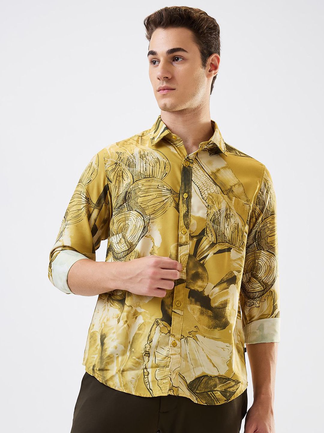 SPYKAR Men Spread Collar Floral Printed Casual Shirt
