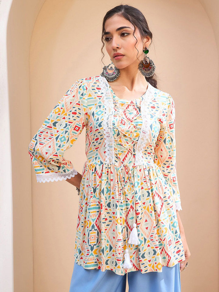 Shae by SASSAFRAS Geometric Printed Gotta Patti Gotta Patti Pleated Kurti