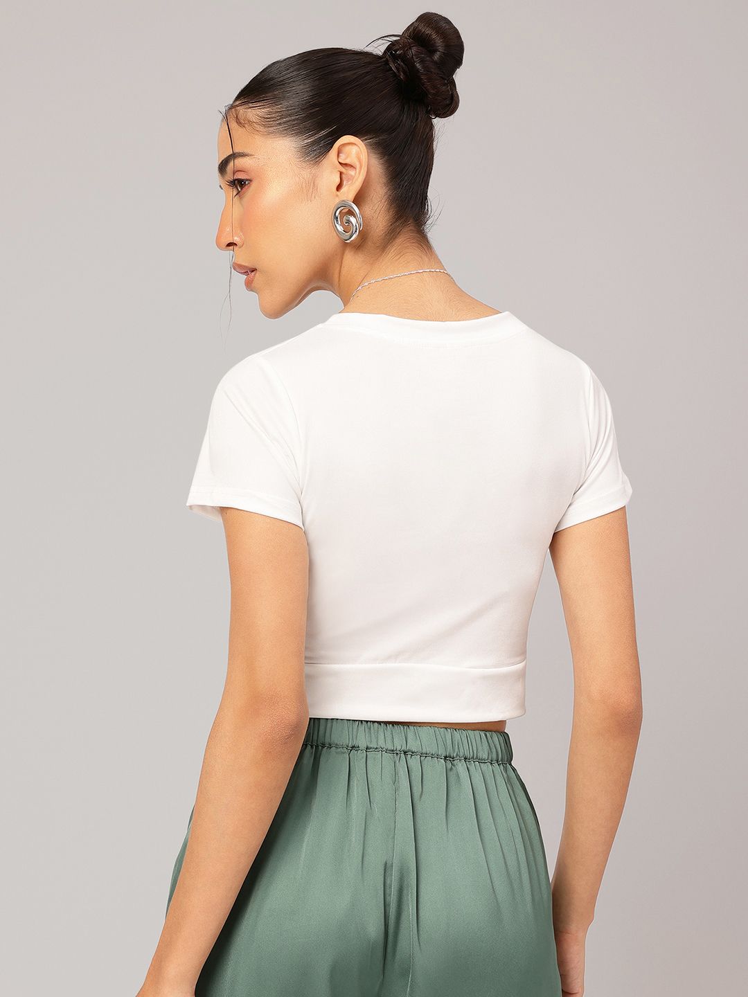 DressBerry Ethereal Twisted Chic Crop Top
