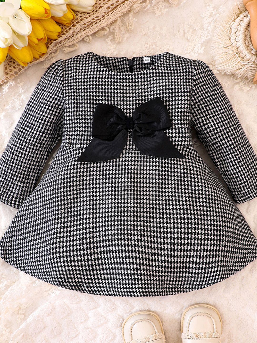 YK Girls Self Design Bow Detail Fit & Flare Dress