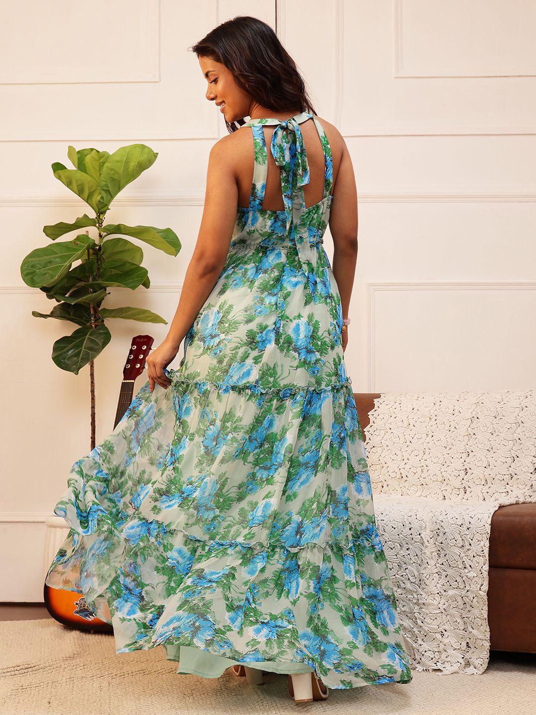 QUIERO Print Halter Neck Chiffon Fit & Flare Women Maxi Dress