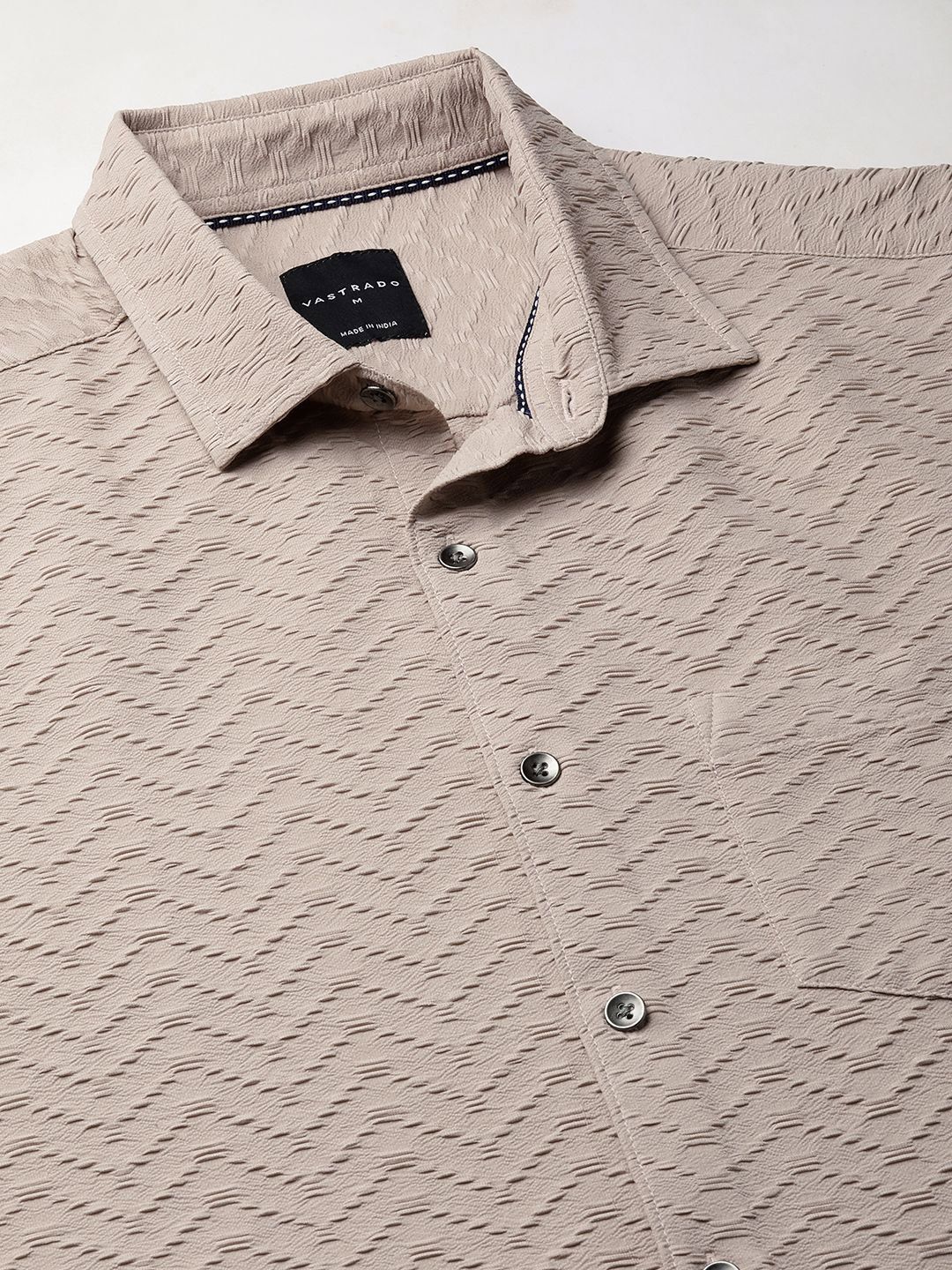 VASTRADO Men Classic Cutaway Collar Textured Slim Fit Casual Shirt