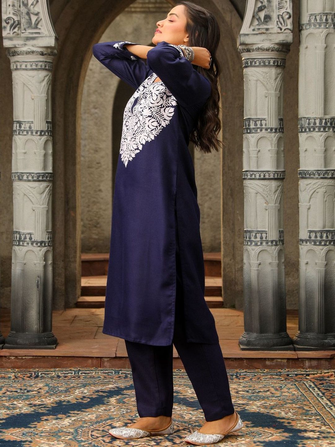 House of Chikankari Women Blue Woolen Aari Sulam Set Kurta