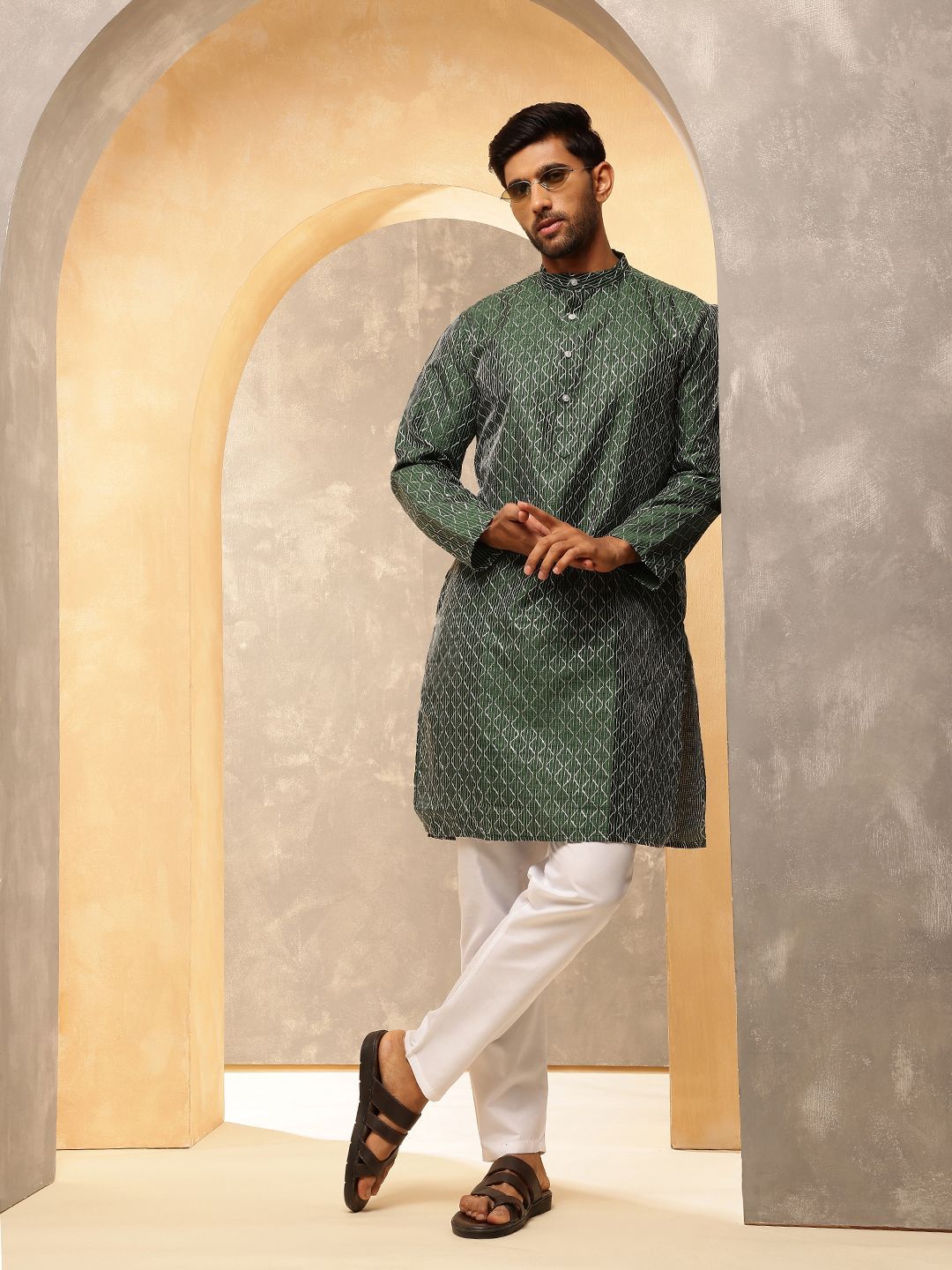 Anouk Geometrik Sulam Kolar Jalur Benang Bekerja Lurus Kapas Sutera Kurta