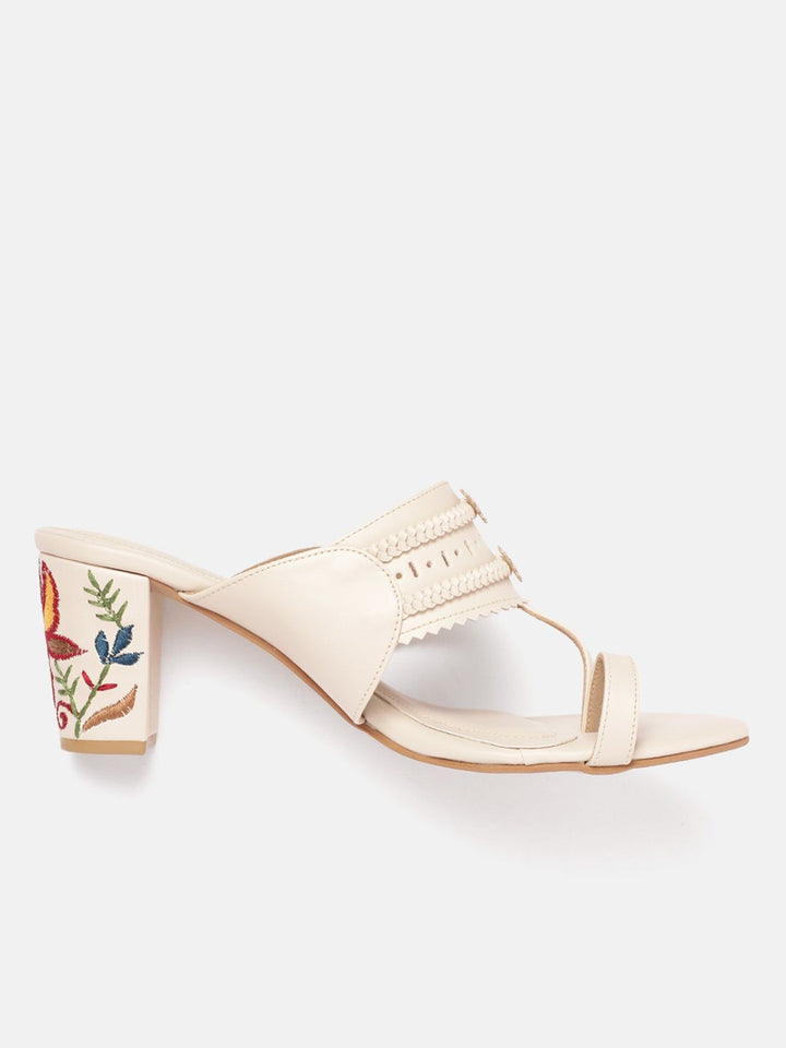 House of Pataudi Open Toe Woven Design Block Heels