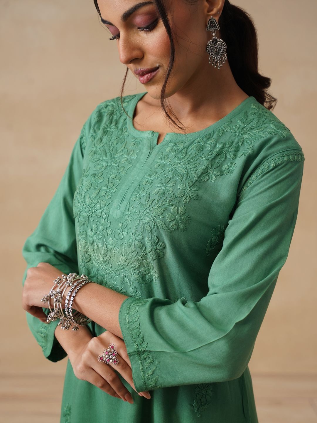 House of Chikankari Women Embroidered Chikankari Kurta