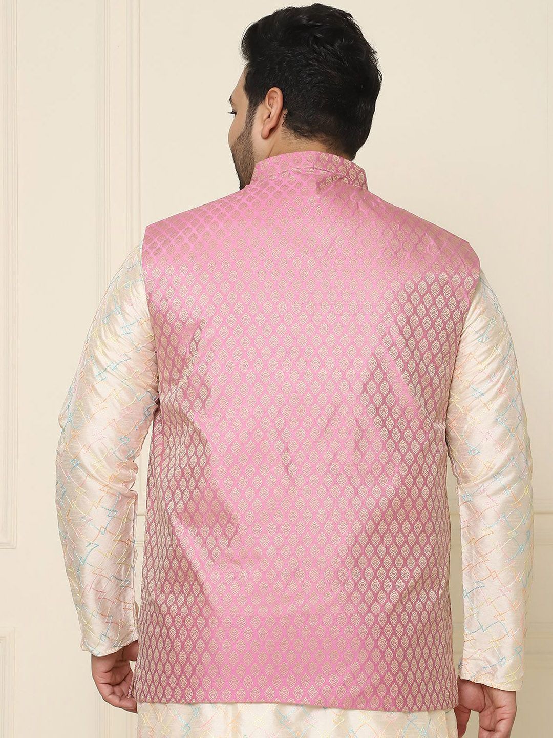 SOJANYA PLUS Men Plus Size Embroidered Mandarin Collar Nehru Jacket
