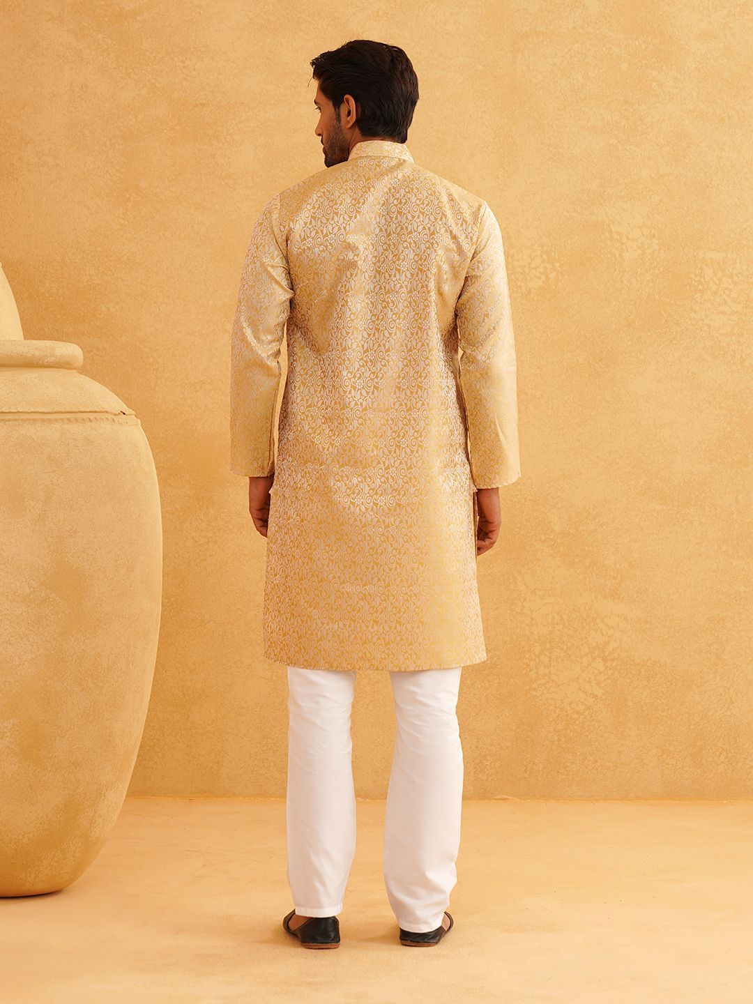 SOJANYA Paisley Woven Design Mandarin Collar Straight Long Kurta