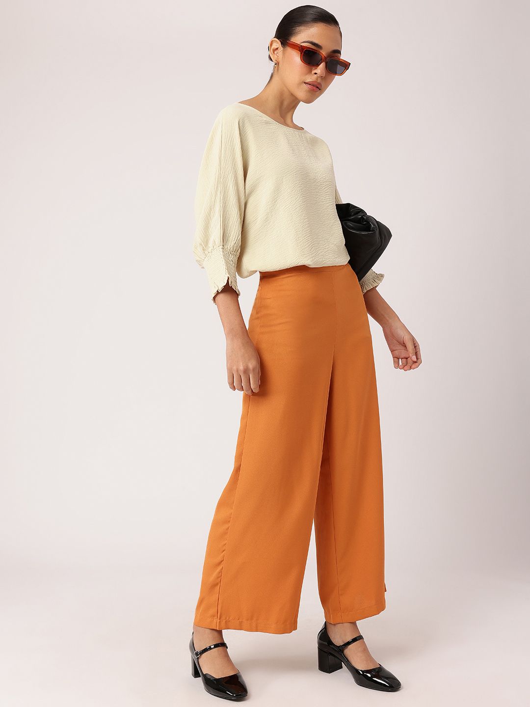 DressBerry Modern Essentials Crinkled Top