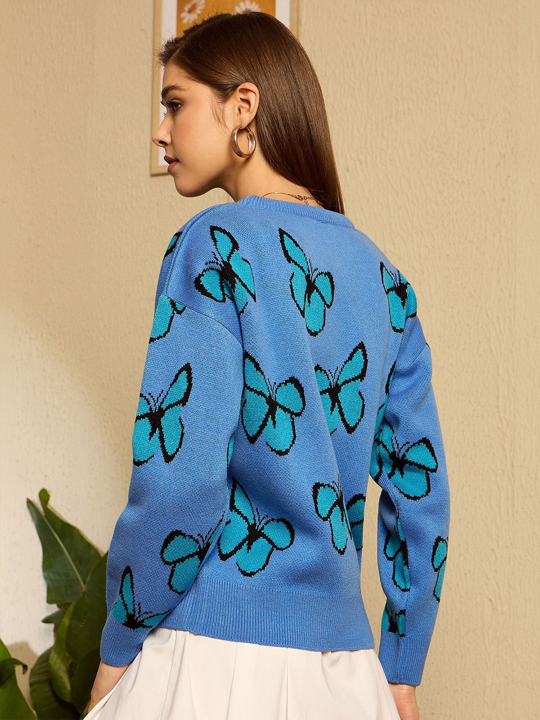 Berrylush Women Quirky Printed Pullover