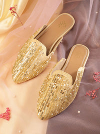 House of Pataudi Women Ethnic Embellished Mules