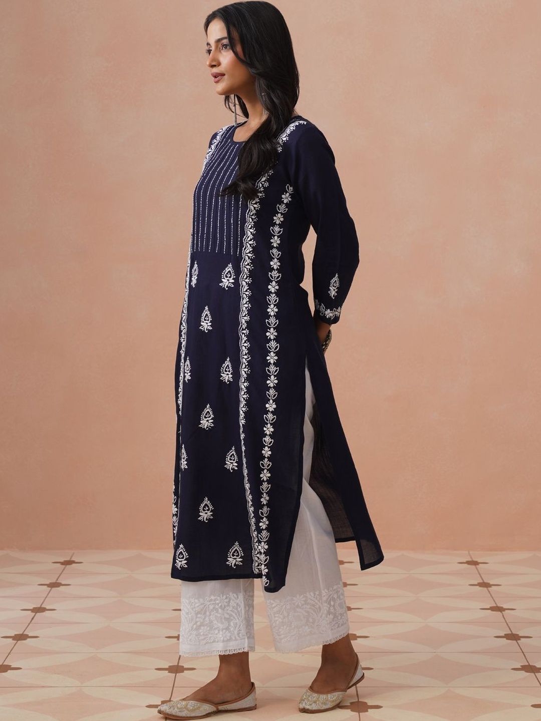 House of Chikankari Women Embroidered Thread Work Kurta