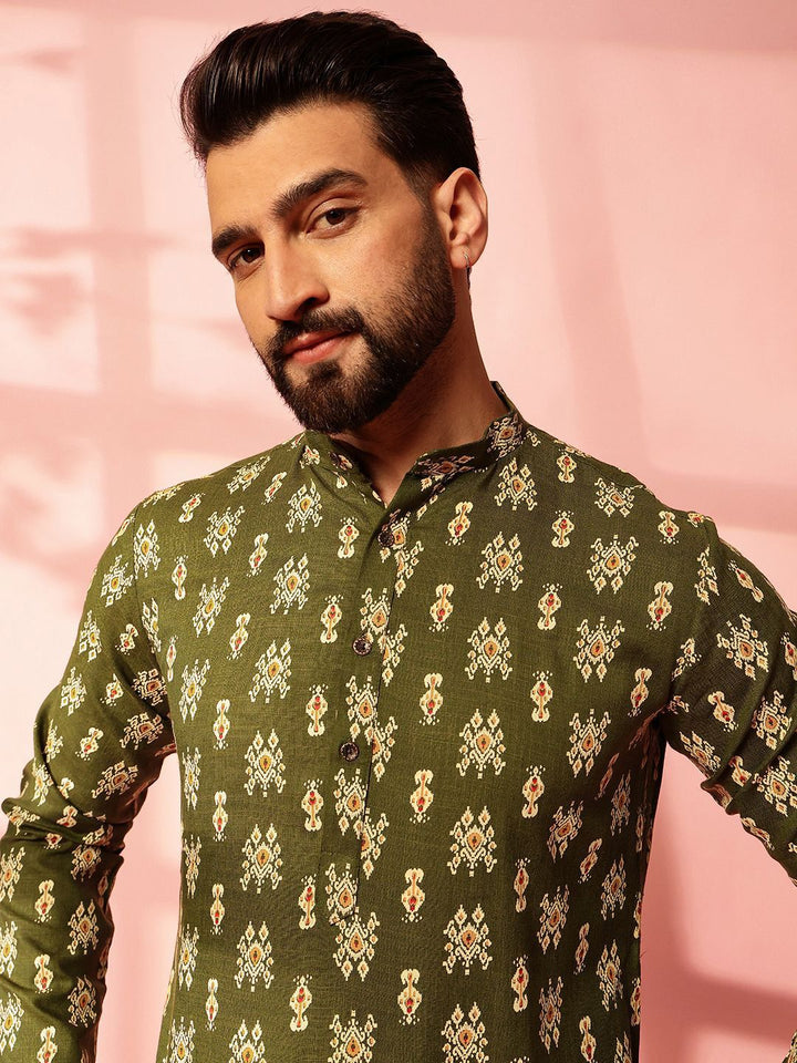 Anouk Men Paisley Printed Regular Kurta with Pyjamas