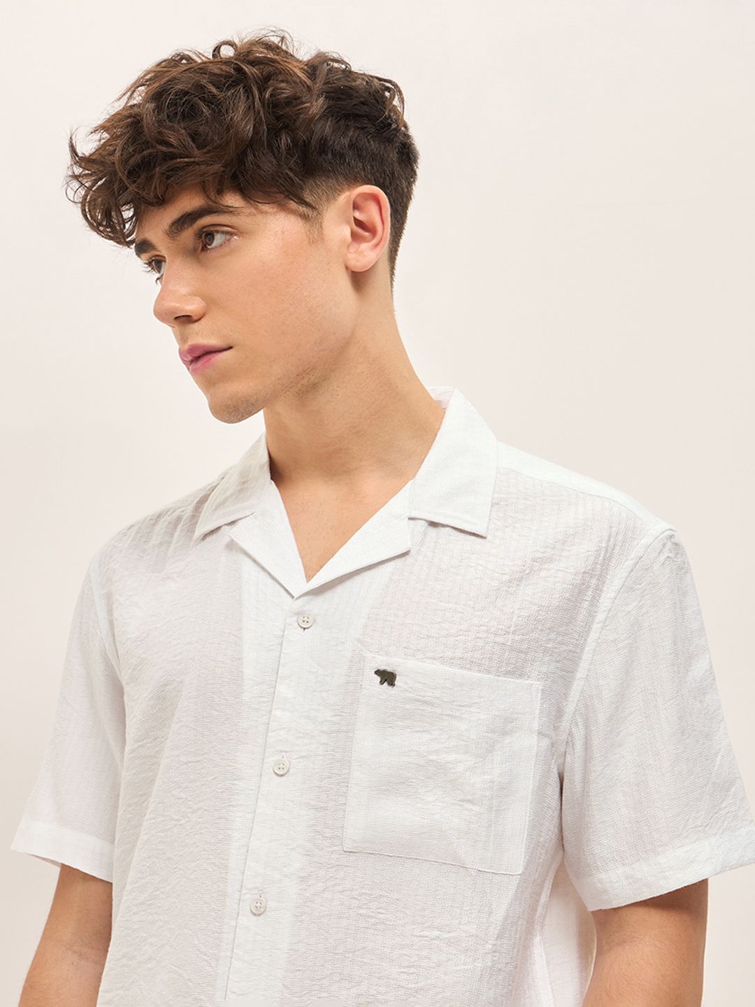 THE BEAR HOUSE Men Cuban Collar Solid Nylon Casual Shirt