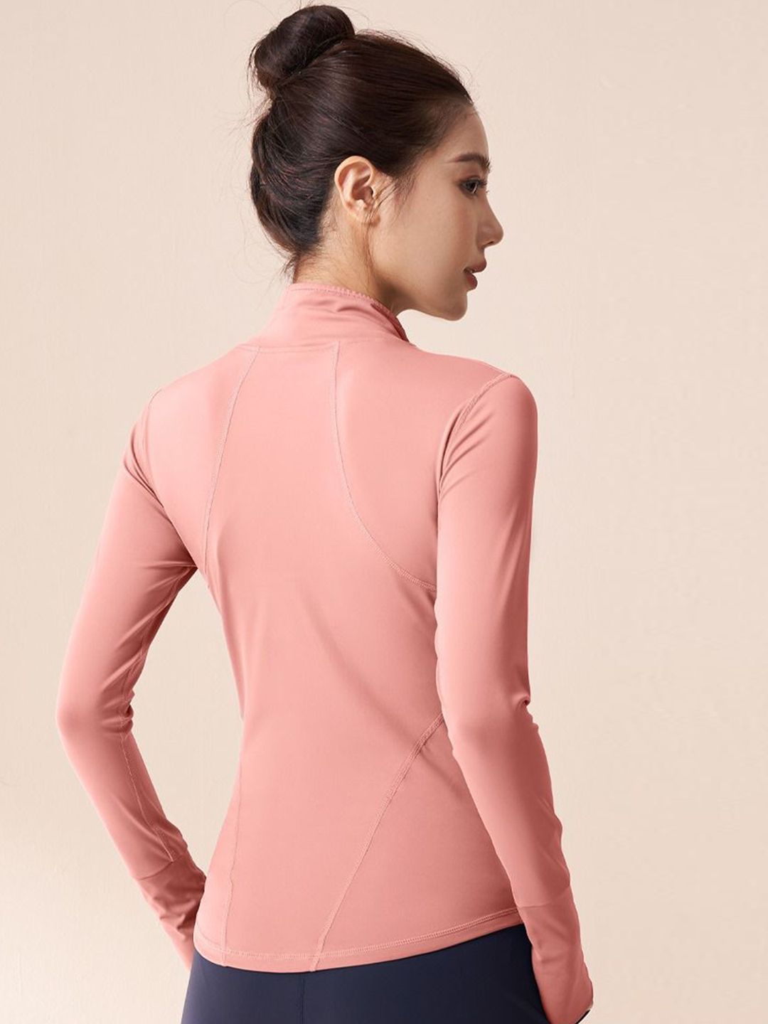 HRX by Hrithik Roshan Women Solid Yoga Sporty Jacket