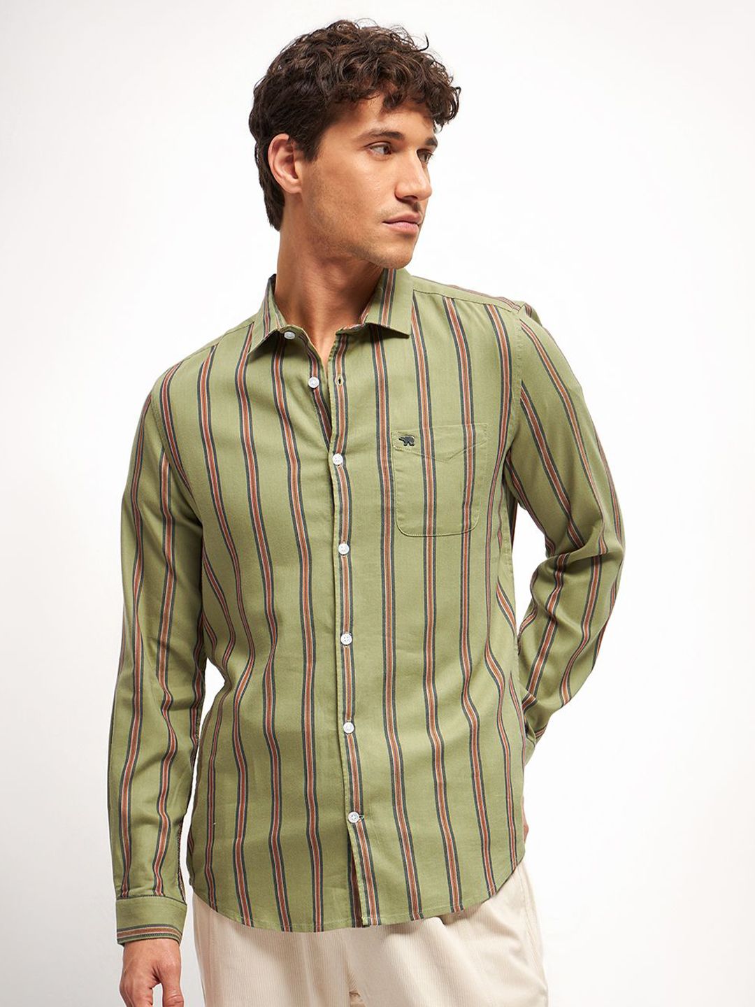 THE BEAR HOUSE Men Slim Fit Tartan Checks Opaque Striped Casual Shirt