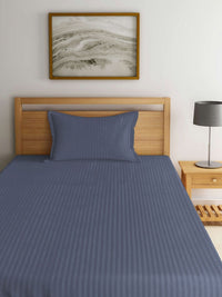 Myntra Elegant Homes Policotton Berjalur Kelabu 300 TC Cadar Halus Tunggal dengan Sarung Bantal-89 x 59 inci