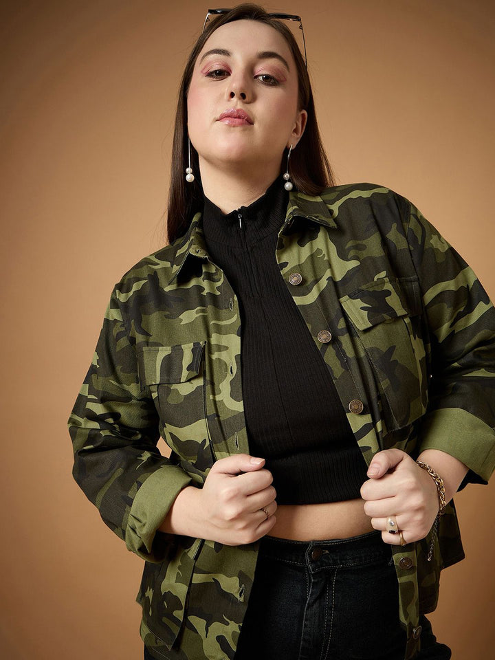 SASSAFRAS Curve Women Camouflage Tailored Jacket with Embroidered