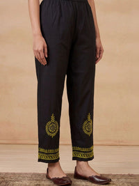 House of Chikankari Women Regular Chikankari Kurta with Trousers