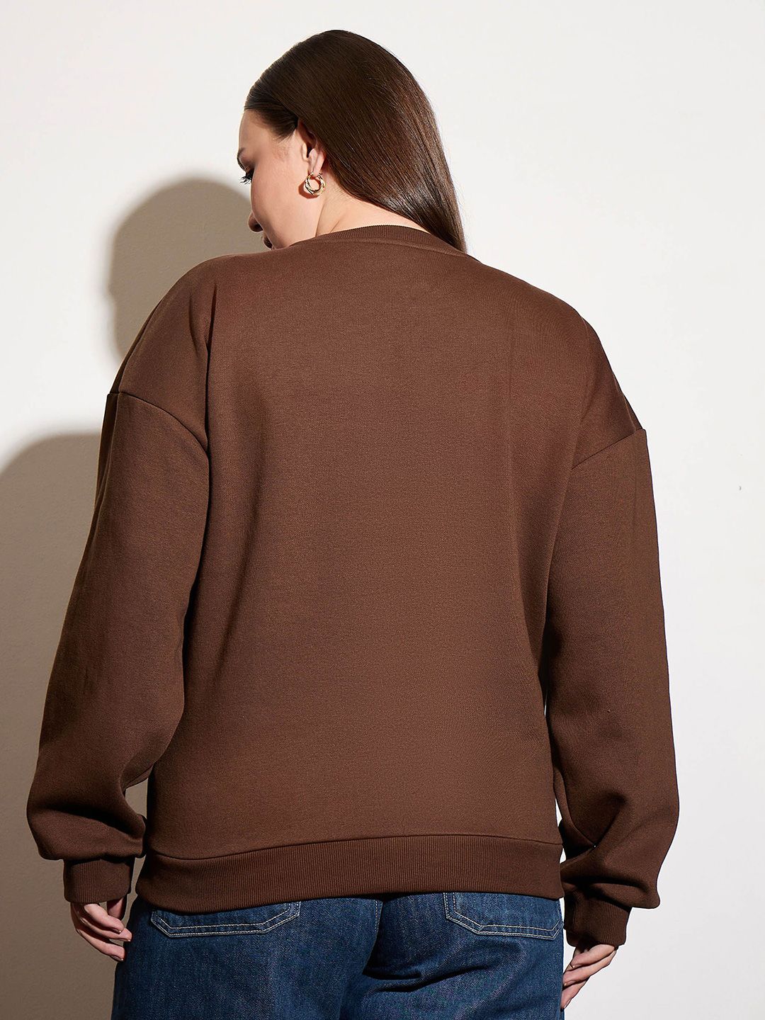 SASSAFRAS Curve Women Plus Size Embroidered Round Neck Long Sleeves Sweatshirt