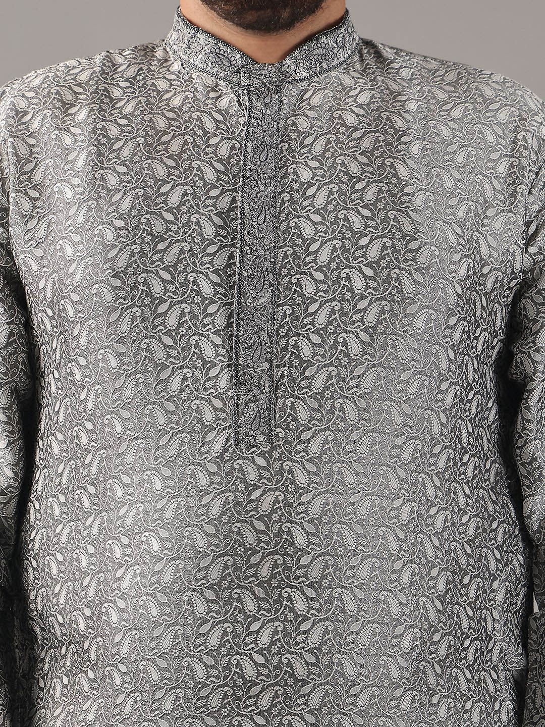 SOJANYA PLUS Size Paisely Printed Band Collar Straight Kurta