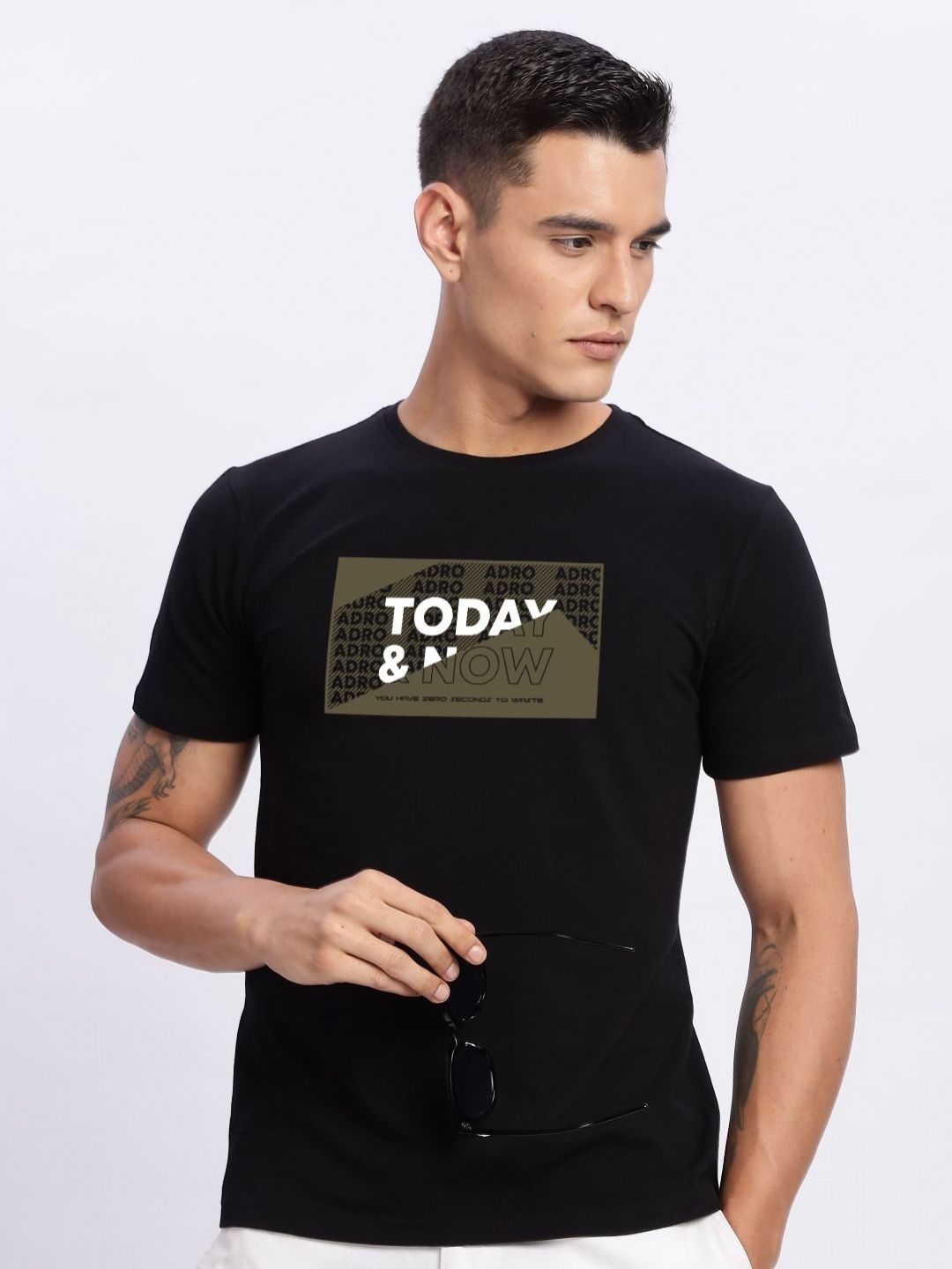 Baju-T Kapas Bercetak Grafik ADRO