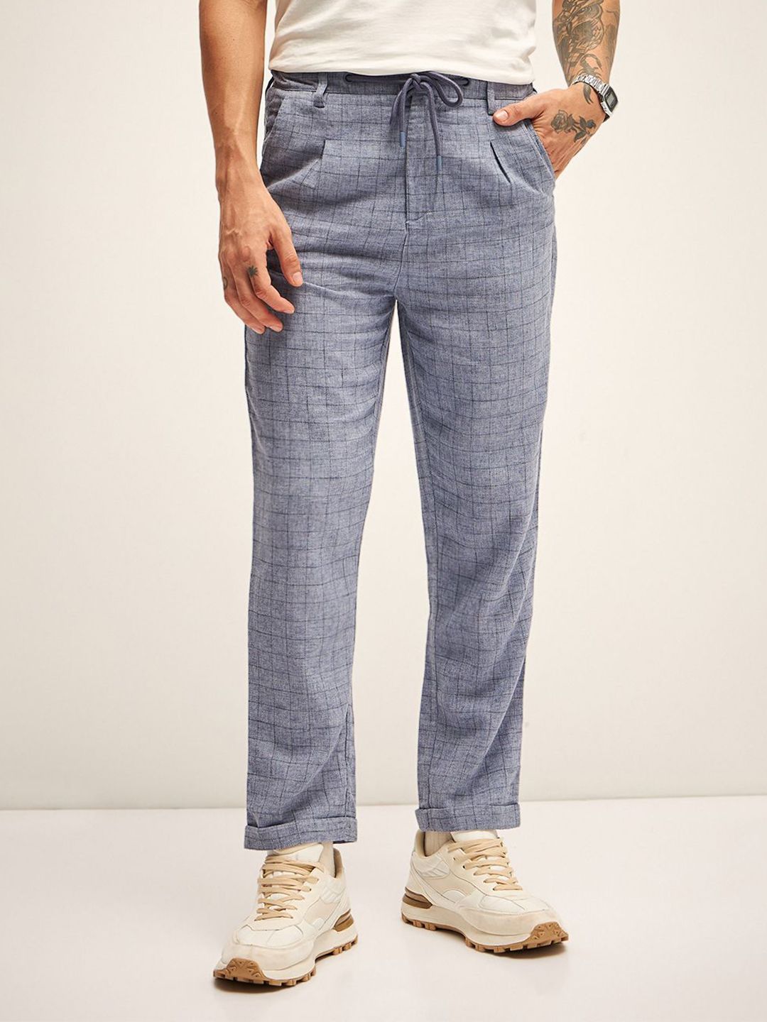 THE BEAR HOUSE Men Checked Regular Fit Trousers