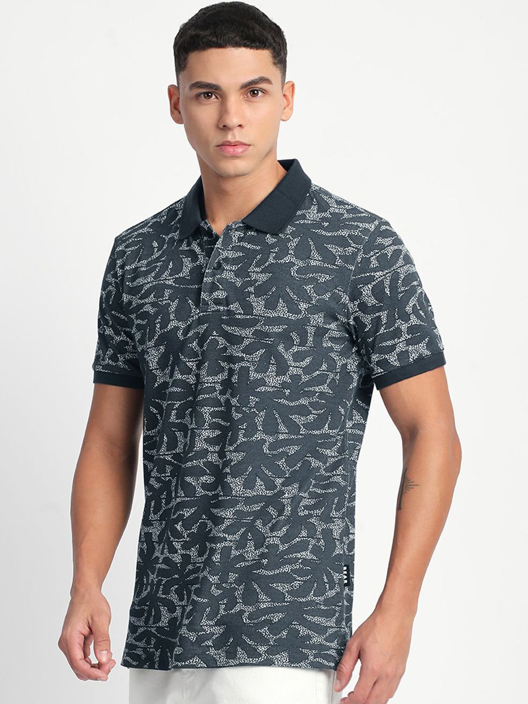 THE BEAR HOUSE Men Abstract Printed Slim Fit Cotton Polo T-shirt