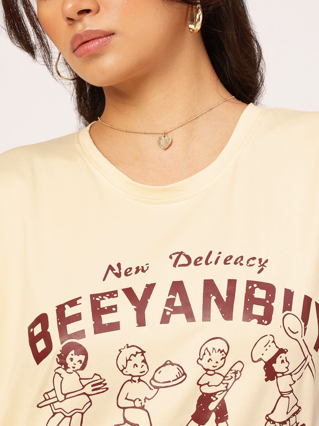 DressBerry Cozy Chic Effortless Edge Printed Tee