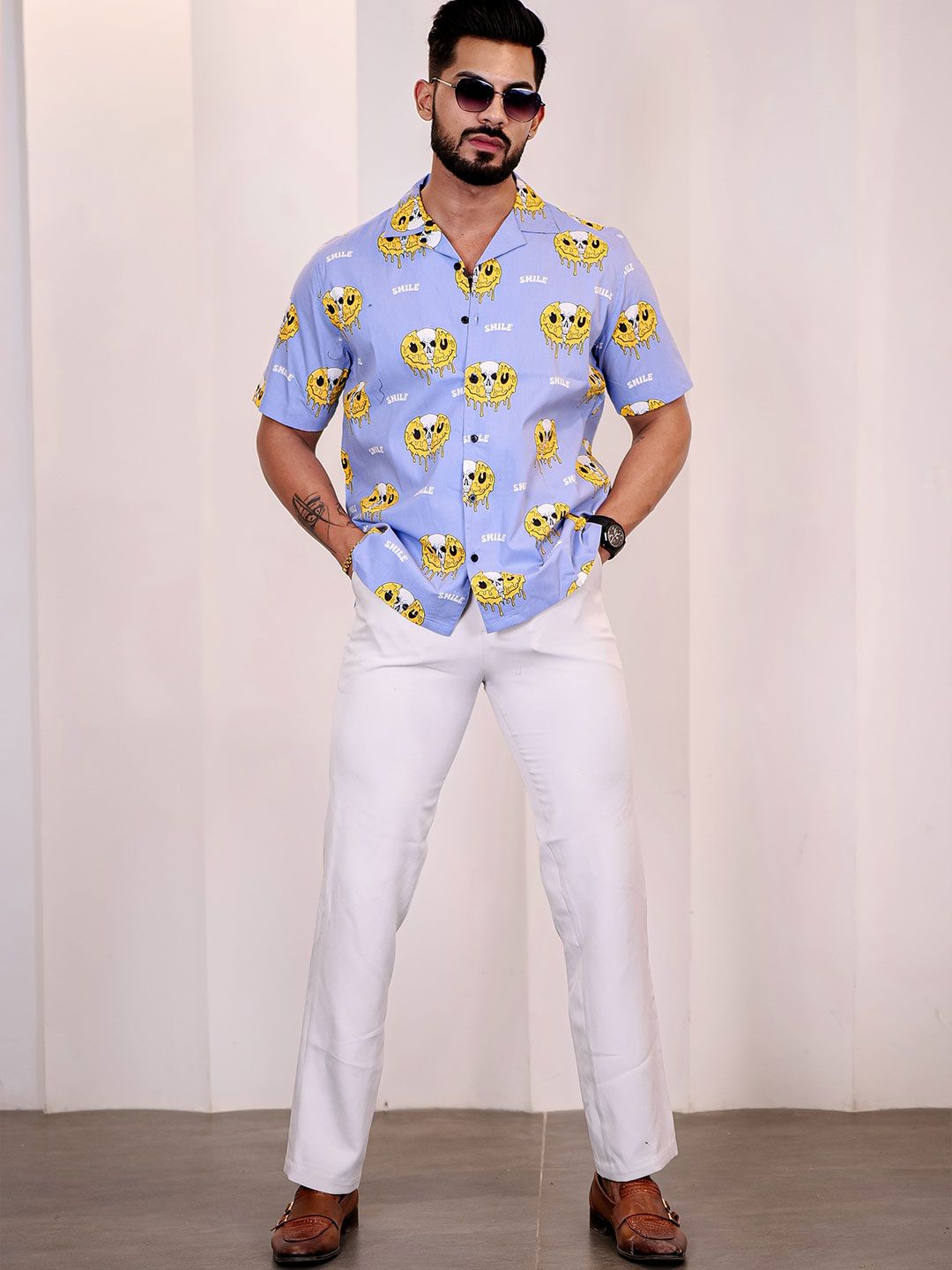 Baju Kasual Kapas Kolar Cuba Bercetak Perbualan Lelaki Eszett