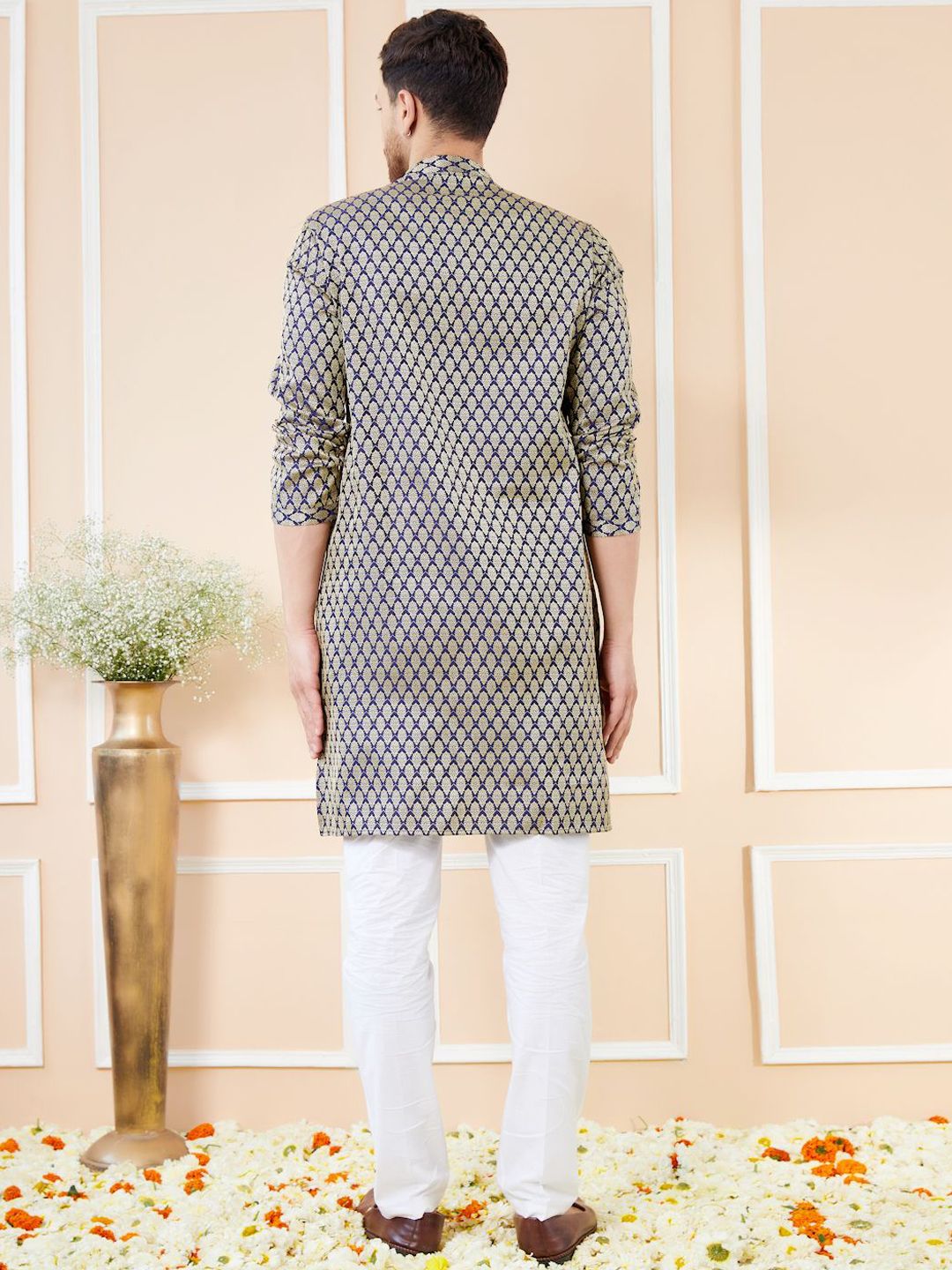 See Designs Ethnic Motifs Woven Design Long Sleeves Regular Straight Kurta & Pyjama