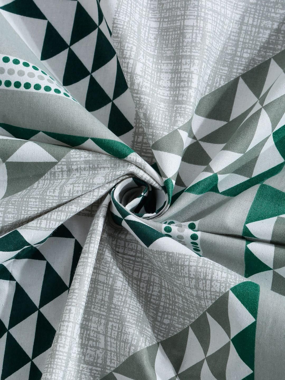 KLOTTHE Green Geometirc Printed Fitted 400 TC Cotton King Bedsheet & 2 Pillow Covers