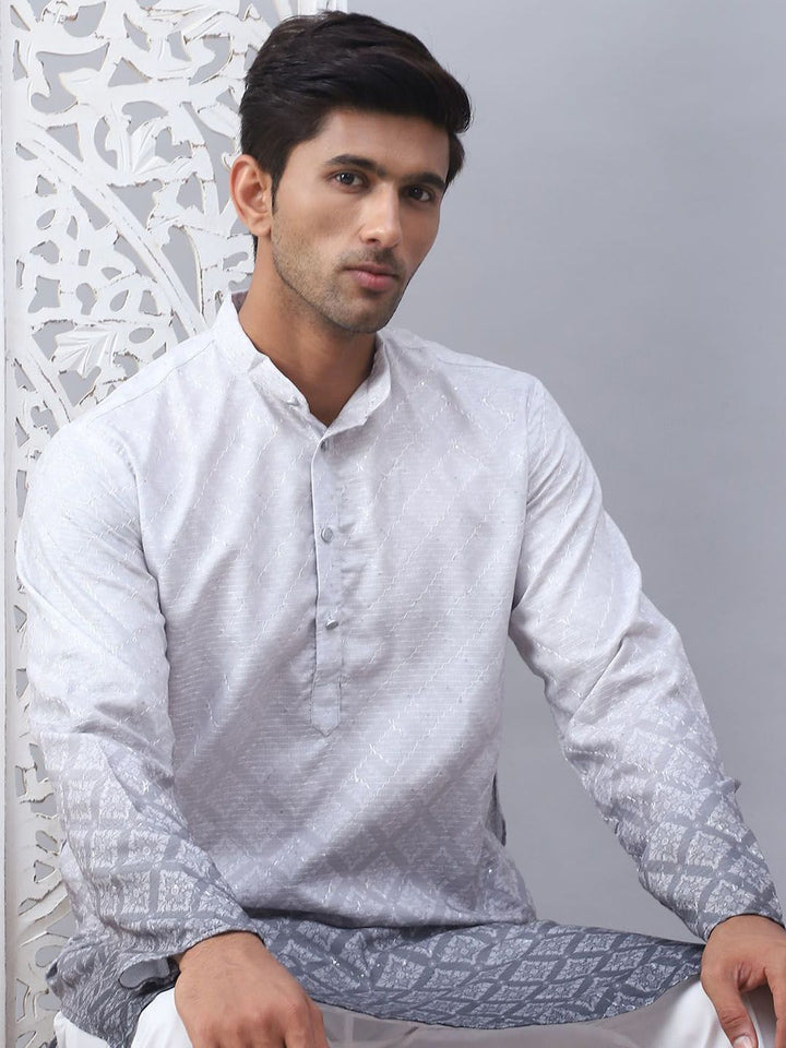 Jompers Ombre Printed Mandarin Collar Sequinned Straight Kurta With Pyjamas