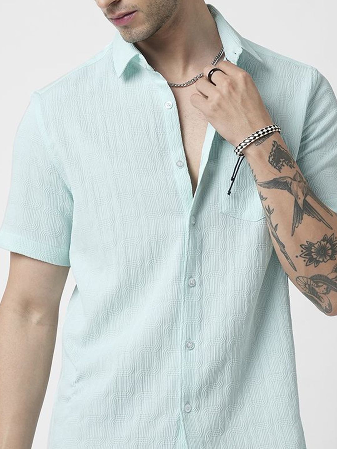 VASTRADO Men Classic Spread Collar Solid Slim Fit Casual Shirt