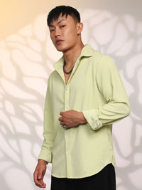 Campus Sutra Men Comfort Spread Collar Solid Casual Shirt