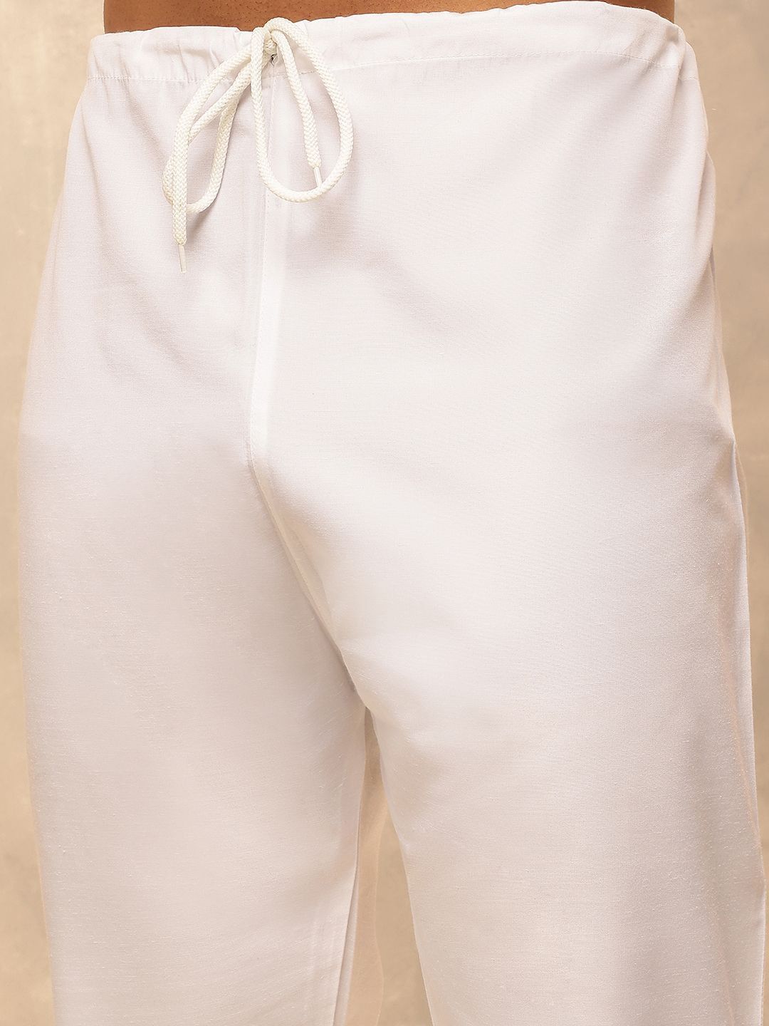 Anouk Men Geometric Embroidered Regular Thread Work Kurta with Pyjamas