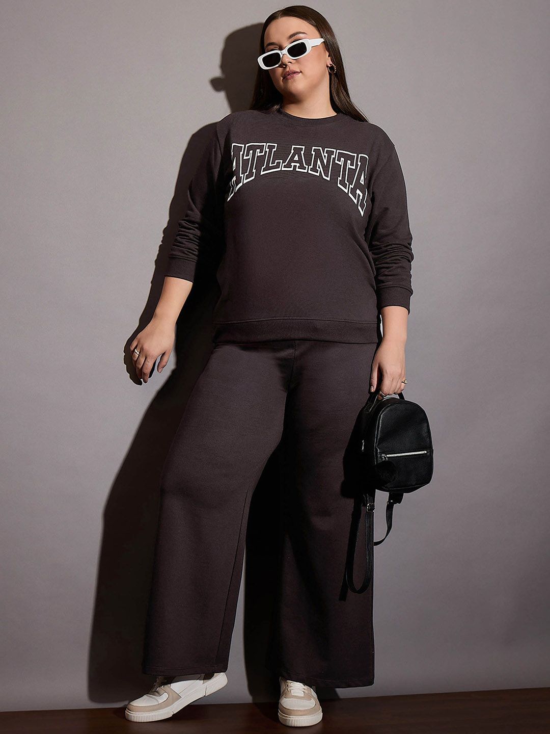 SASSAFRAS Curve Women Cotton Straight-Fit Track Pants