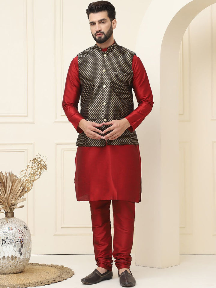 SOJANYA Kurta Kapas Sutera Kolar Mandarin Dengan Jaket Nehru Rekaan Churidar & Tenunan