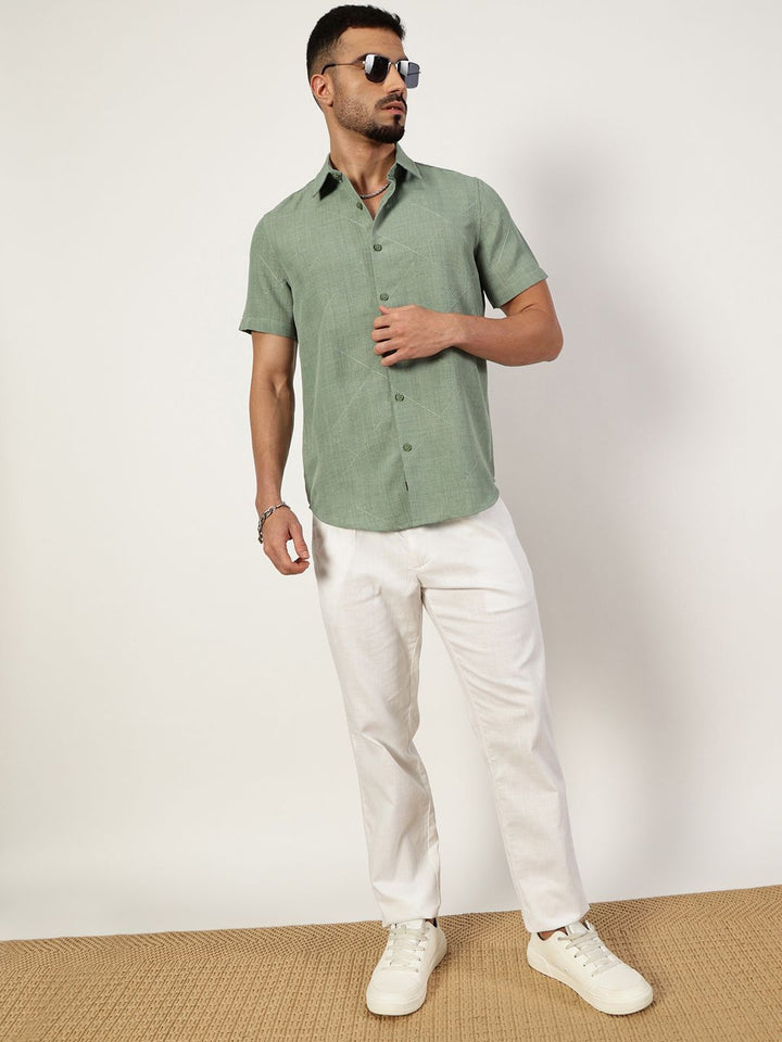 Thomas Scott Men Premium Spread Collar Textured Slim Fit Casual Shirt