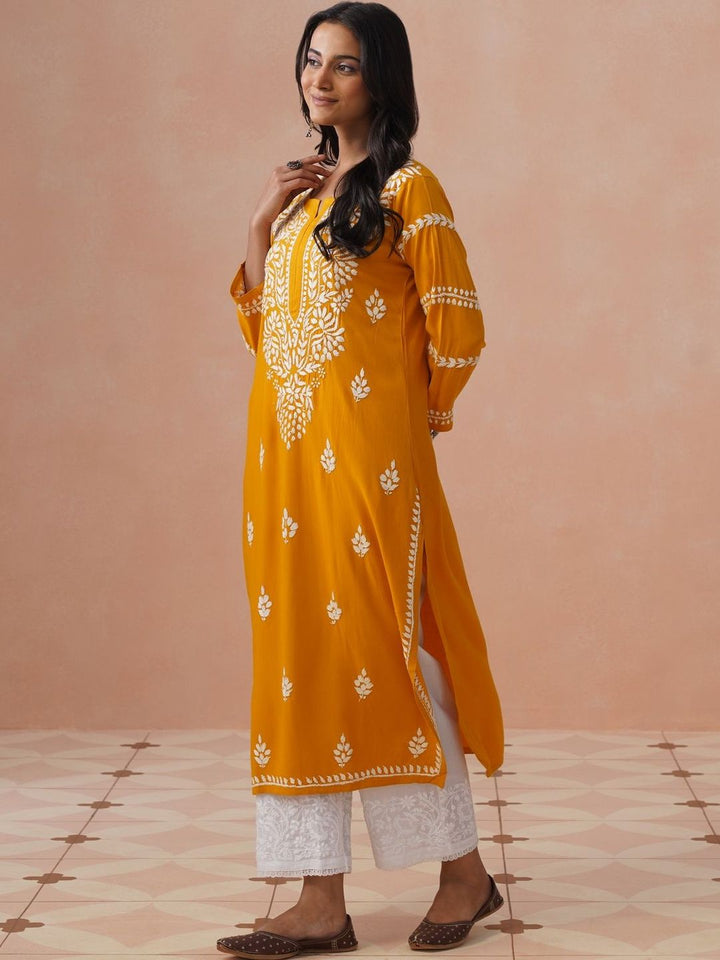 Rumah Wanita Chikankari Motif Etnik Bersulam Chikankari Cetakan Indie Kurta