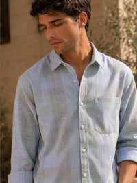 Eszett Men Checked Spread Collar Cotton Baju Kasual